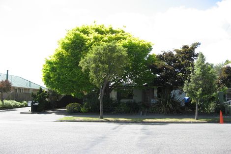 Photo of property in 40 Fovant Street, Russley, Christchurch, 8042
