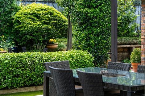 Photo of property in 3 Admirals Court Drive, Greenhithe, Auckland, 0632