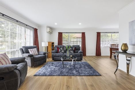 Photo of property in 47 Palmcrest Grove, Highland Park, Auckland, 2010