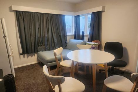 Photo of property in 12 Beauchamp Street, Tawa, Wellington, 5028