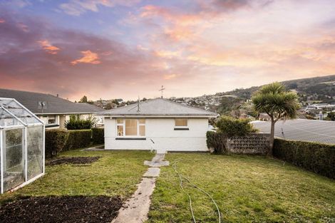 Photo of property in 4 Jason Street, Helensburgh, Dunedin, 9010