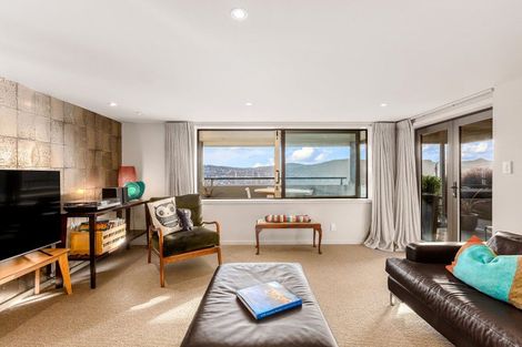 Photo of property in 51 The Crescent, Roseneath, Wellington, 6011