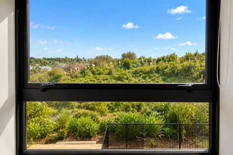 Photo of property in 20 Equine Way, Brookfield, 3110
