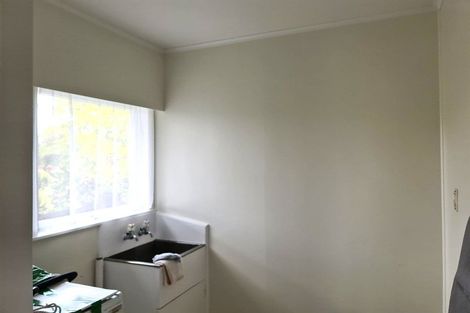 Photo of property in 125 Reeves Road, Pakuranga Heights, Auckland, 2010