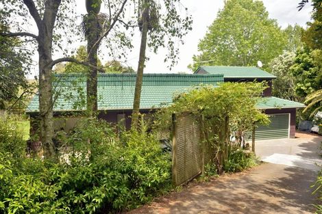 Photo of property in 9 Geoffrey Road, Torbay, Auckland, 0630