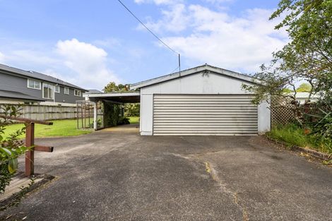 Photo of property in 93 Lynwood Road, New Lynn, Auckland, 0600