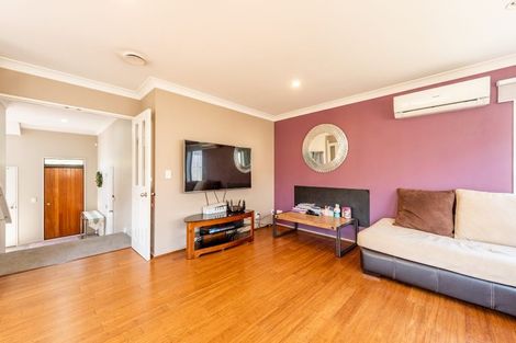 Photo of property in 6 Erlestoke Crescent, Churton Park, Wellington, 6037