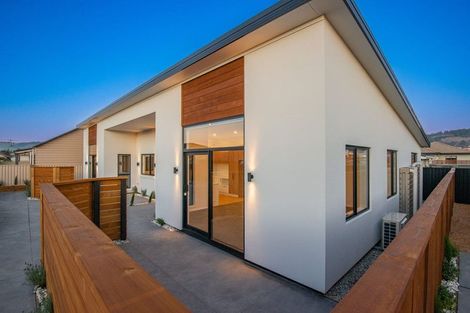 Photo of property in 17d Queen Street, Papakura, 2110