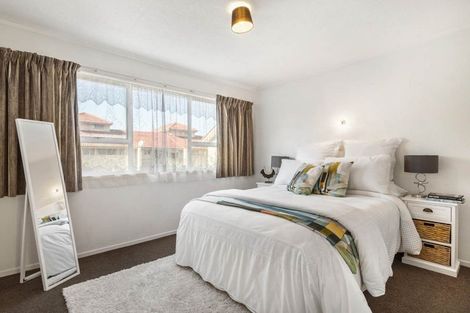 Photo of property in 6/23 Inverness Road, Browns Bay, Auckland, 0630