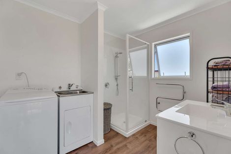 Photo of property in 112 Mahoe Place, Matarangi, Whitianga, 3592