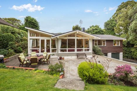 Photo of property in 3 Glentui Grove, Khandallah, Wellington, 6035