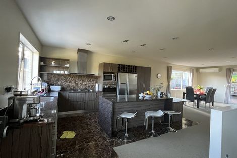 Photo of property in 180b Greenhithe Road, Greenhithe, Auckland, 0632