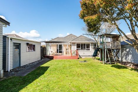 Photo of property in 61 Charlcott Street, Burnside, Christchurch, 8053