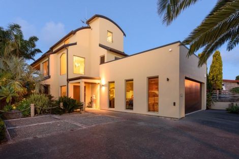 Photo of property in 305 Oceanbeach Road, Mount Maunganui, 3116