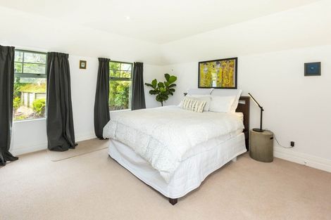 Photo of property in 95 Viewmont Drive, Harbour View, Lower Hutt, 5010