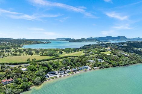 Photo of property in 42 Manganese Point Road, Tamaterau, Whangarei, 0174