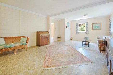 Photo of property in 3/2 Pierce Road, Milford, Auckland, 0620