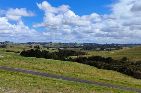 Photo of property in 10 Barnfield Road, Kaiwaka, 0573