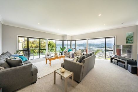 Photo of property in 69 Howard Road, Point Howard, Lower Hutt, 5013