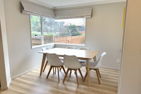 Photo of property in 1a Bishop Street, Green Bay, Auckland, 0604