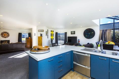 Photo of property in 7 Ormrod Grove, Riverstone Terraces, Upper Hutt, 5018