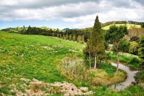 Photo of property in 10 Pa Hill Lane, Mangawhai, 0573