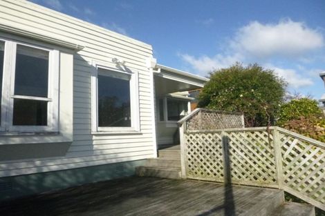 Photo of property in 145 Kings Crescent, Hutt Central, Lower Hutt, 5010