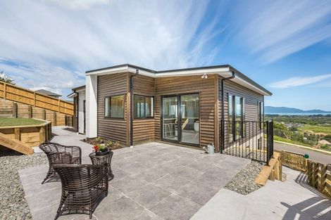 Photo of property in 11 Wilson Way, Waikanae, 5036