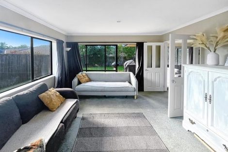 Photo of property in 16 Maccallum Court, Rototuna, Hamilton, 3210