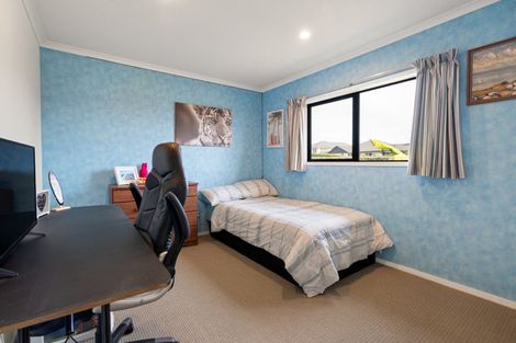 Photo of property in 11 Holyoake Terrace, Omokoroa, 3114