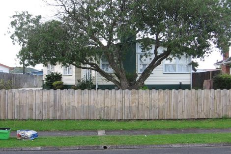 Photo of property in 11 Aurea Avenue, Pakuranga, Auckland, 2010