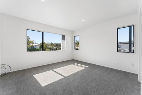 Photo of property in 1/133 Nile Road, Milford, Auckland, 0620