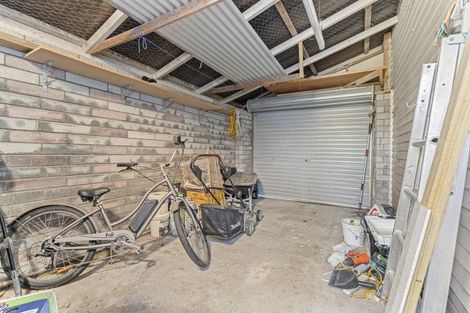 Photo of property in 6 Buckland Place, Spotswood, New Plymouth, 4310