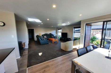 Photo of property in 78 Shillingford Boulevard, Rolleston, 7615