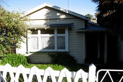 Photo of property in 6 Waimea Road, Nelson South, Nelson, 7010