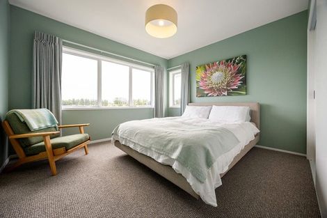 Photo of property in 28 Silva Crescent, Riverlea, Hamilton, 3216