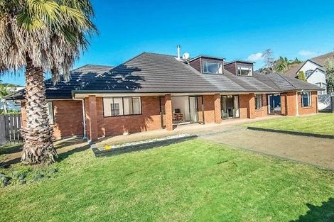 Photo of property in 79 Manor Park, Sunnyhills, Auckland, 2010