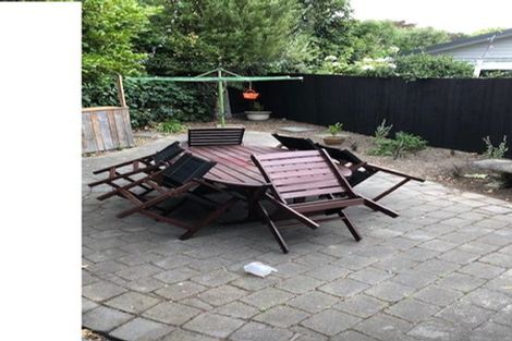 Photo of property in 12 Ladbrokes Place, Fendalton, Christchurch, 8052