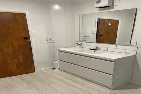 Photo of property in 10 Tizard Road, Birkenhead, Auckland, 0626