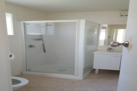 Photo of property in 34 Kilbirnie Crescent, Kilbirnie, Wellington, 6022