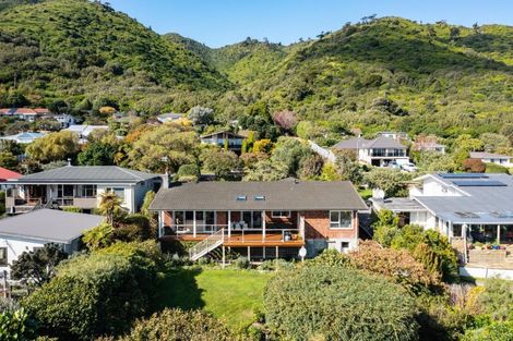 Photo of property in 8 Tui Crescent, Waikanae, 5036