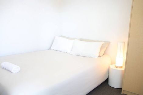 Photo of property in Twin Towers, 811/17 Putney Way, Manukau, Auckland, 2104