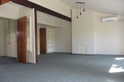 Photo of property in 54 Holly Road, St Albans, Christchurch, 8014