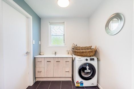 Photo of property in 56 Hinemoa Street, Paraparaumu, 5032