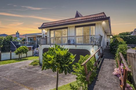 Photo of property in 80a Marine Parade, Paraparaumu Beach, Paraparaumu, 5032