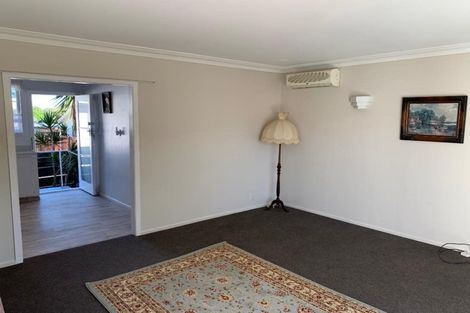 Photo of property in 2/14 South Street, Papakura, 2110
