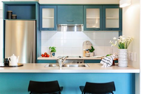 Photo of property in Endeavour Apartments, 22/125 Thorndon Quay, Pipitea, Wellington, 6011