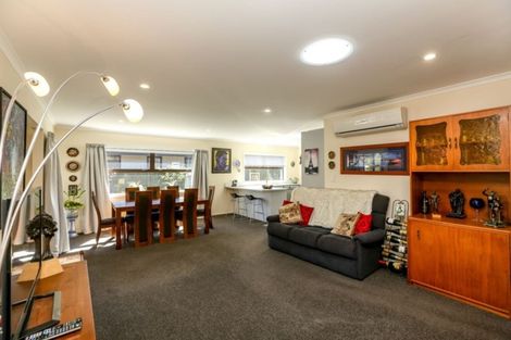 Photo of property in 44 Magnolia Drive, Westown, New Plymouth, 4310