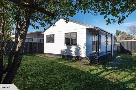 Photo of property in 2/83 Redcrest Avenue, Red Hill, Papakura, 2110