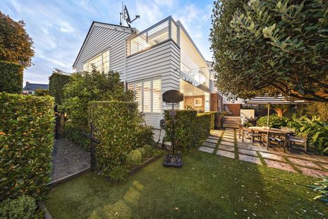 Photo of property in 2 Seaview Road, Remuera, Auckland, 1050
